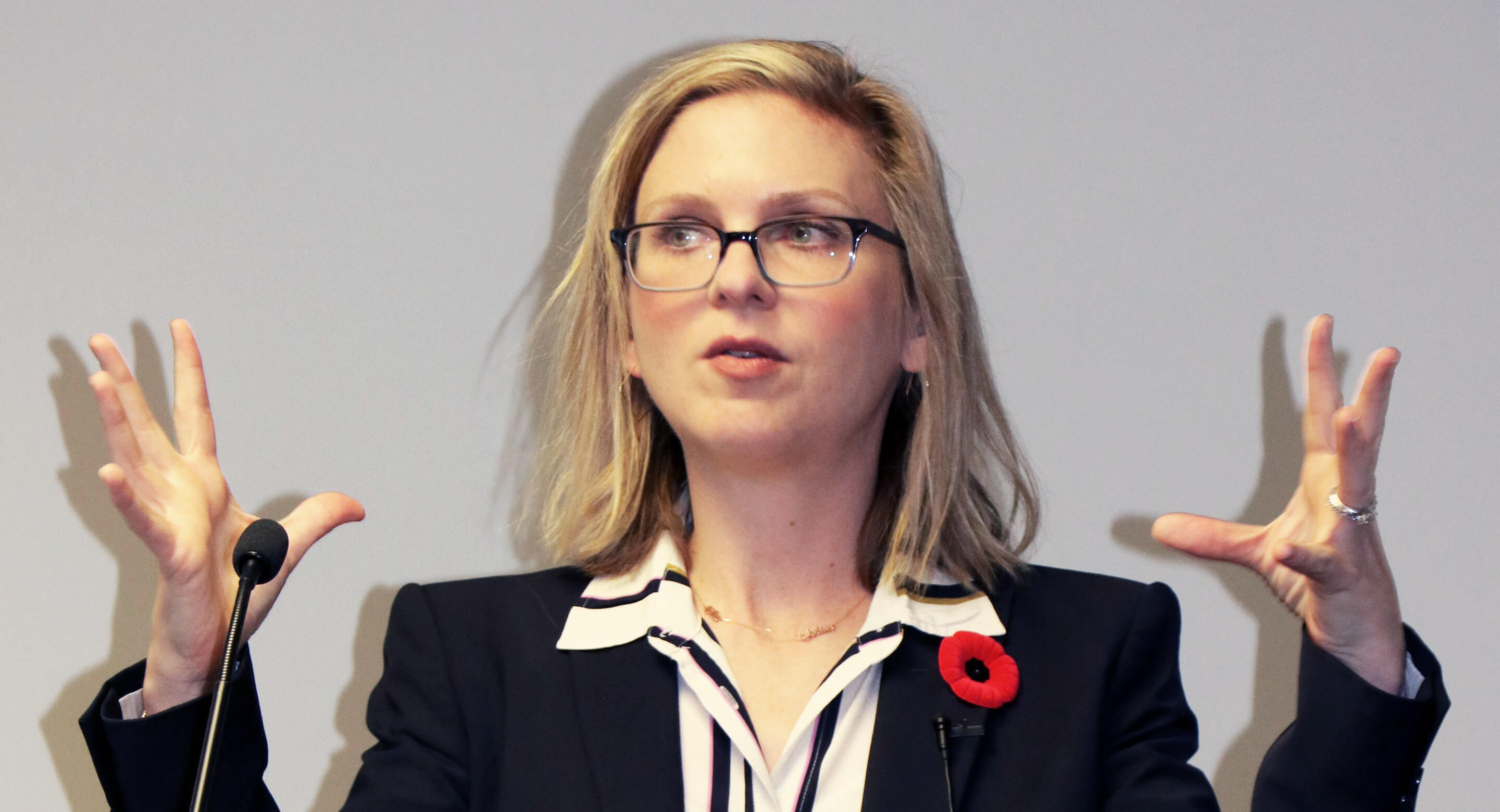 Dr. Larissa Mooney