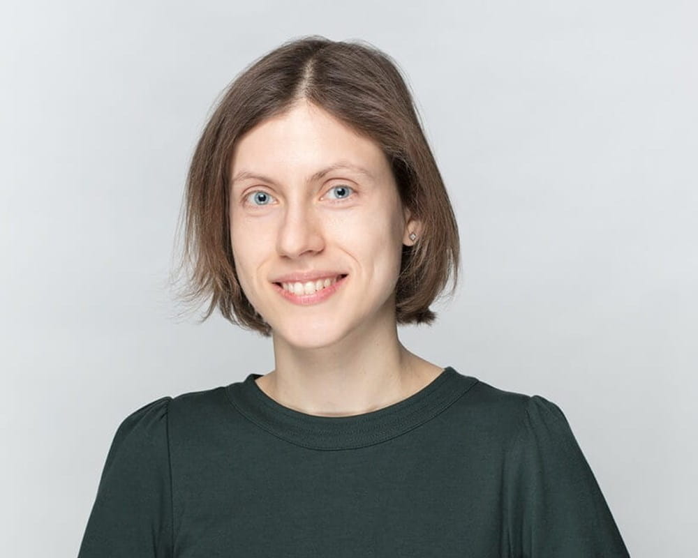 Dr. Yuliya Nikolova